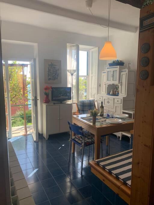 Apartamento Cozy Beach House With Nice Garden, Basic Feel Bonassola Exterior foto